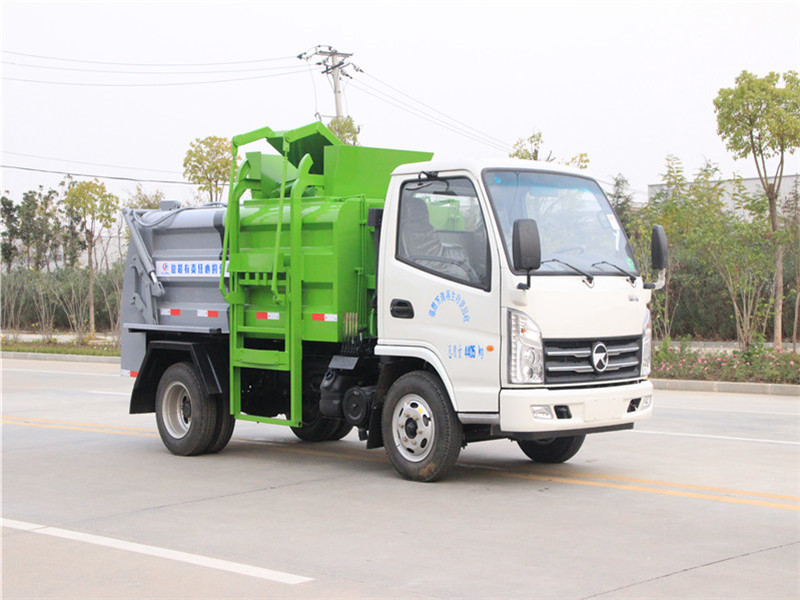 新款凱馬藍(lán)牌餐廚垃圾車