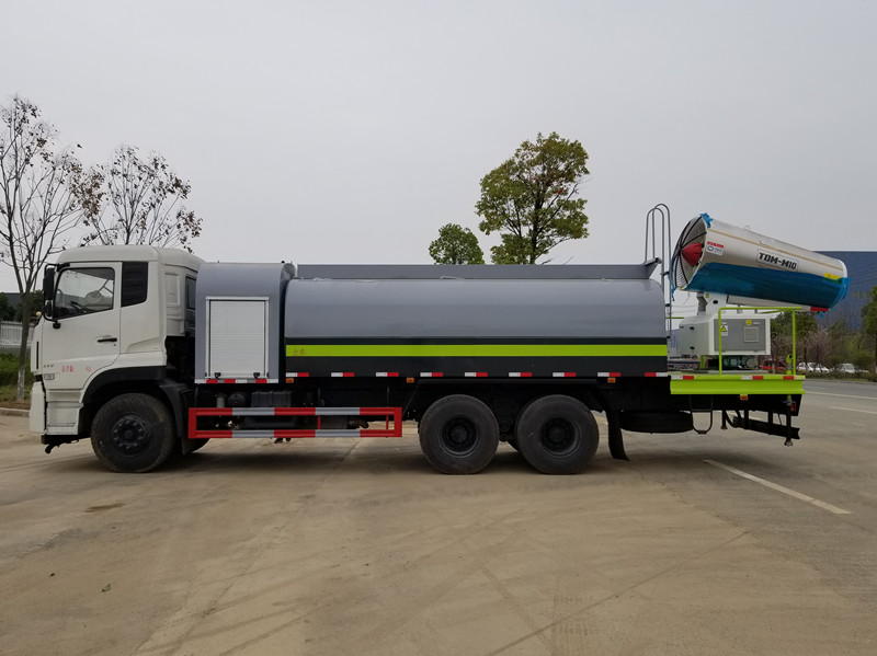 東風天龍多功能抑塵車（18-20噸）