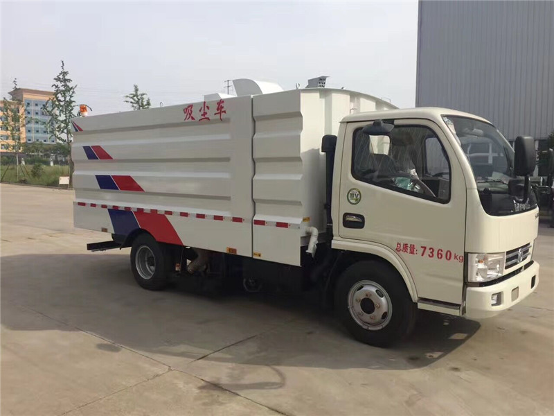 東風(fēng)小多利卡吸塵車（1水/4塵）