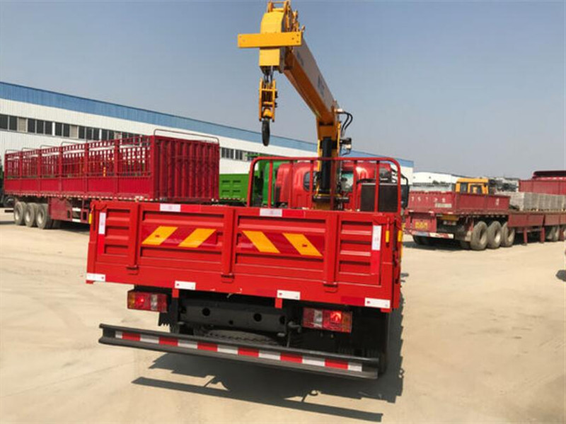 凱馬5噸隨車吊（藍牌）