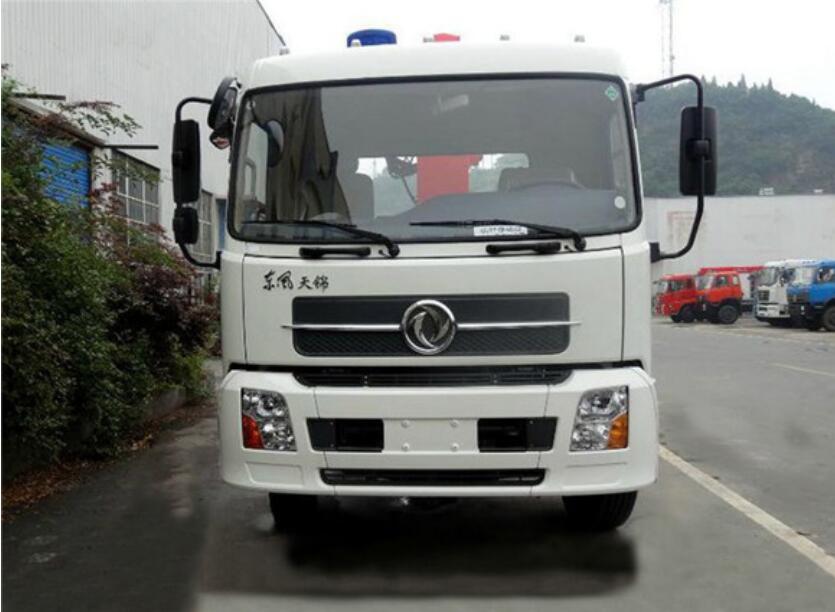 東風(fēng)天錦徐工8噸隨車(chē)吊