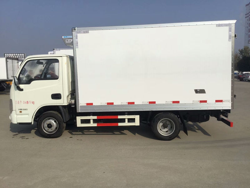 躍進小福星冷藏車（3.3米）