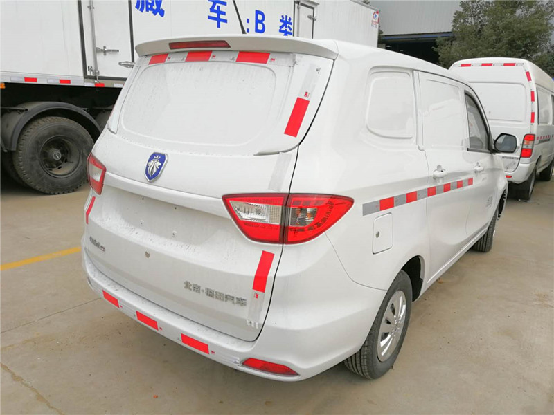 福田IX5面包冷藏車(chē)