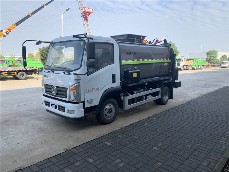 東風(fēng)多利卡國六餐廚垃圾車（5方）