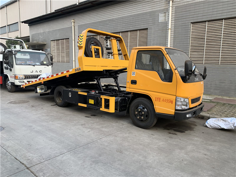 江鈴藍牌清障車（3噸伸縮板）