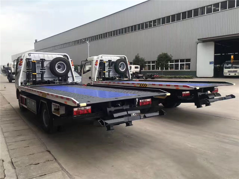 東風(fēng)凱普特清障車(chē)（3噸）康明斯
