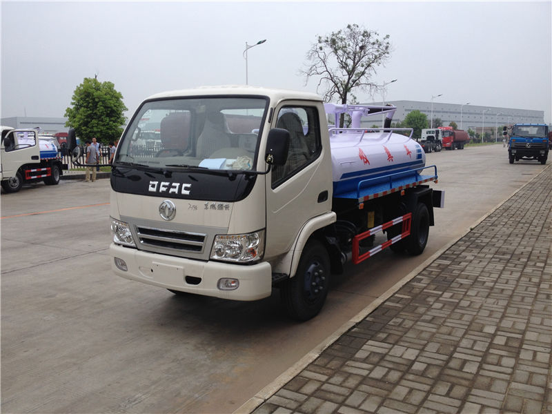 東風(fēng)多利卡國(guó)六吸糞車(chē)（5噸）