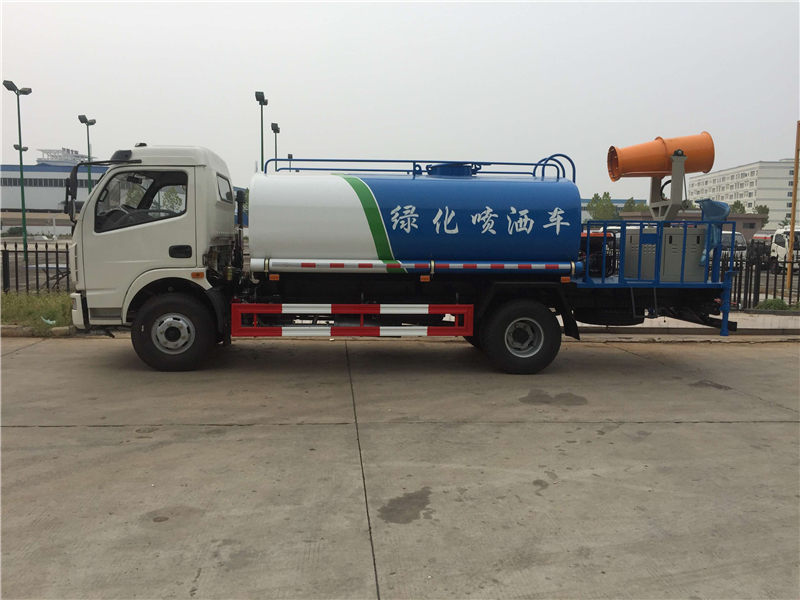 東風(fēng)多利卡霧炮車（7-8噸）