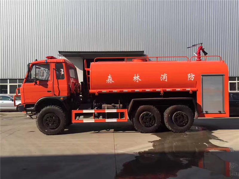 東風(fēng)后雙橋消防灑水車（15-18噸）