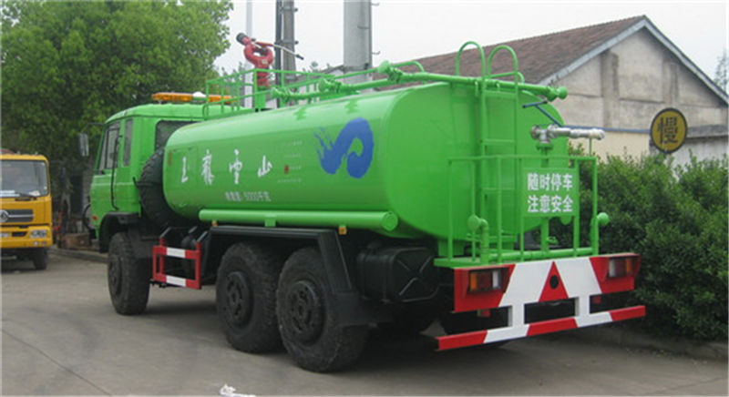 東風(fēng)153消防灑水車（15-18噸）