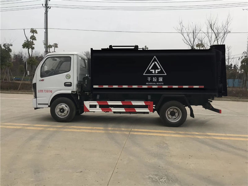 東風(fēng)掛桶垃圾車(chē)（4-5方國(guó)六）