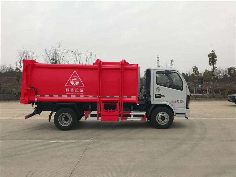 東風(fēng)掛桶垃圾車(chē)（4-5方國(guó)六）