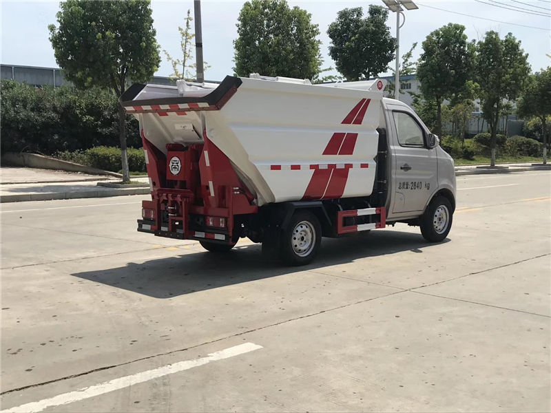 長(zhǎng)安后掛桶垃圾車（2-3噸）