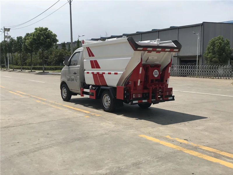 長(zhǎng)安后掛桶垃圾車（2-3噸）