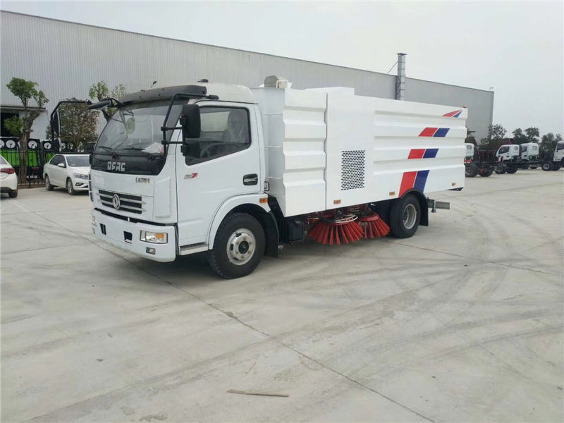 東風多利卡洗掃車（5噸）