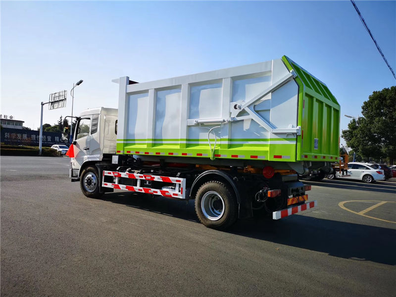 東風(fēng)天錦勾臂垃圾車(chē)（10-12方）