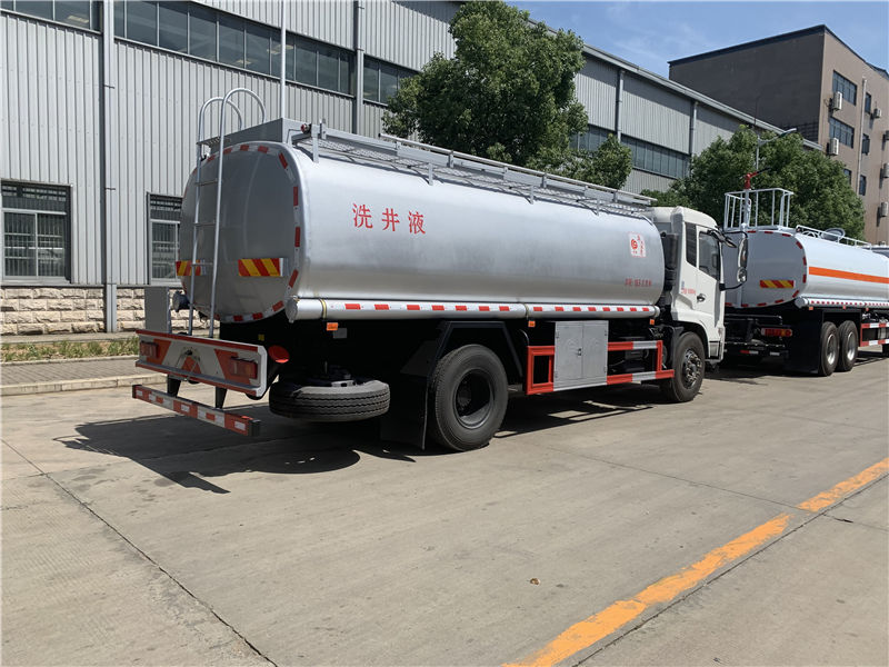 東風天錦供液車（10-12噸）