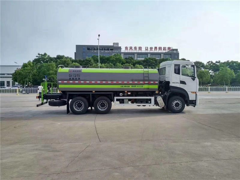 東風(fēng)天龍灑水車（國(guó)六16-20噸）