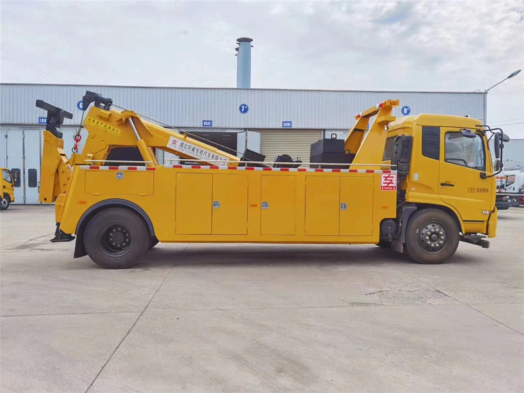 東風(fēng)天錦13噸清障車(chē)（國(guó)六）